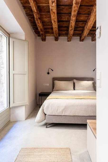 Velo Vern 1 Beautiful New Apartment 2 Bed Ensuite 지로나 외부 사진